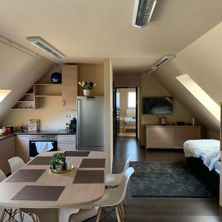 Апартаменты Robinson Szigete Балатонфюред Экстерьер фото